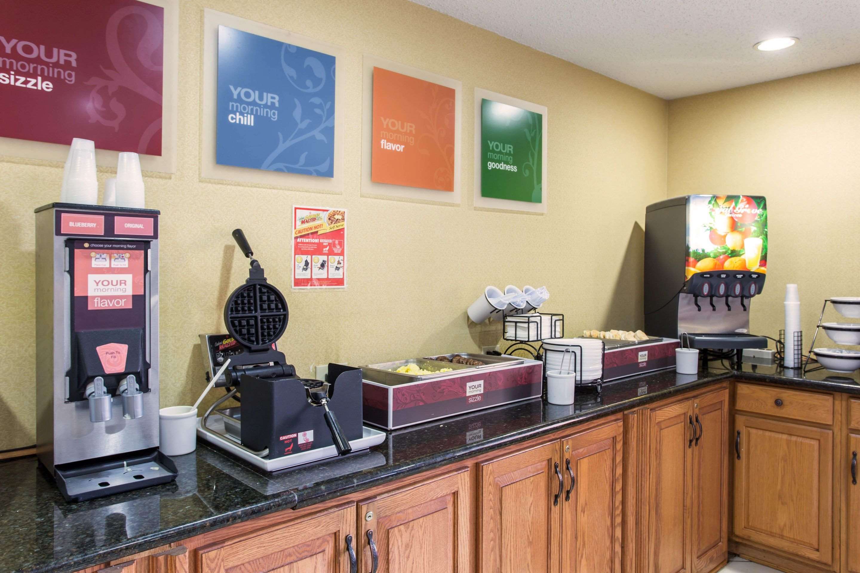 Free hot breakfast