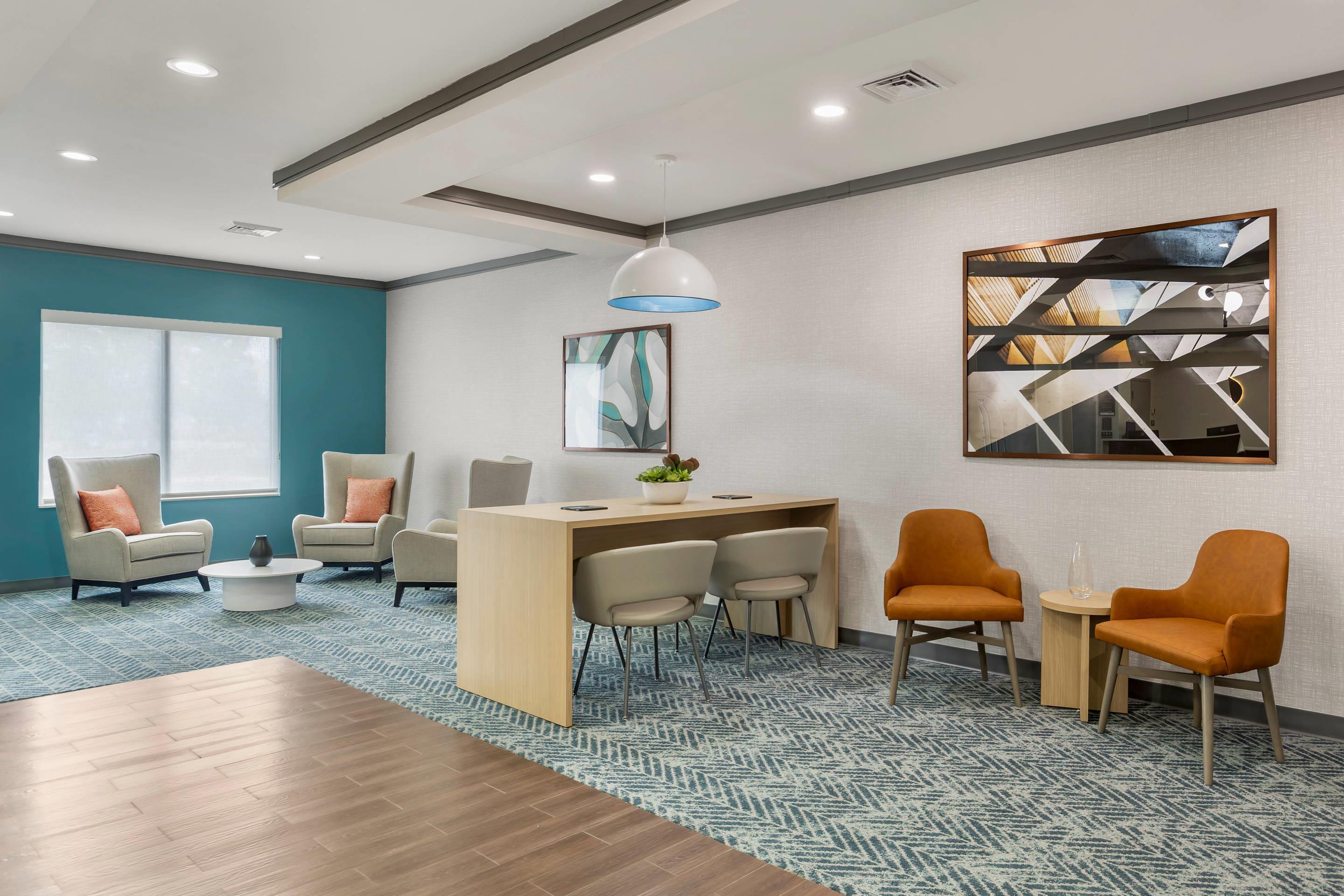 Business center | Comfort Inn & Suites