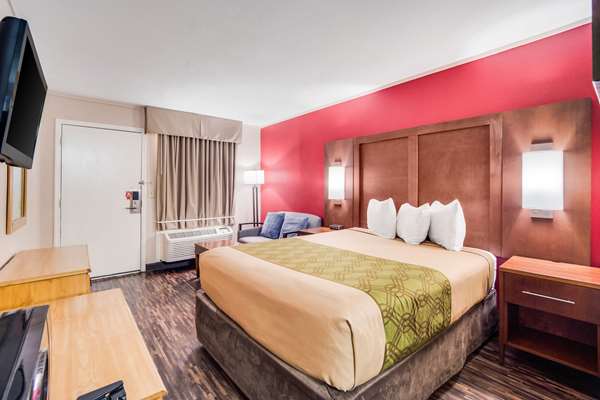  - Econo Lodge Walterboro - I-95, Exit 53