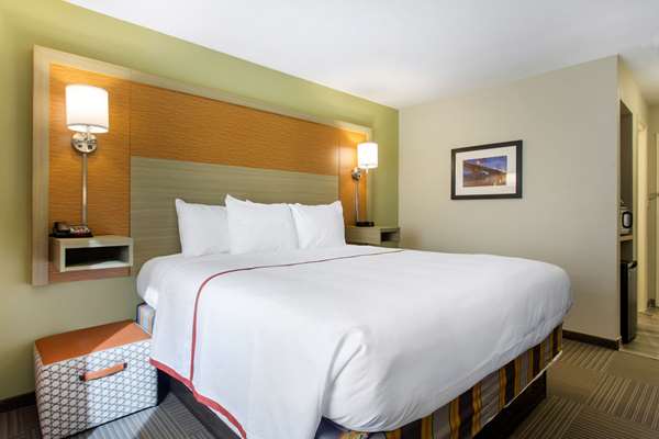  - Gallus Stadium Park Inn Columbia