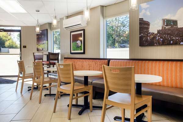 Amenities - Gallus Stadium Park Inn Columbia