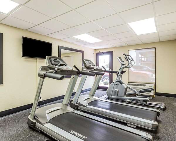 Fitness/ Exercise Room - Quality Inn Mt Pleasant