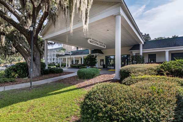 Exterior view - Quality Inn at Town Center Beaufort