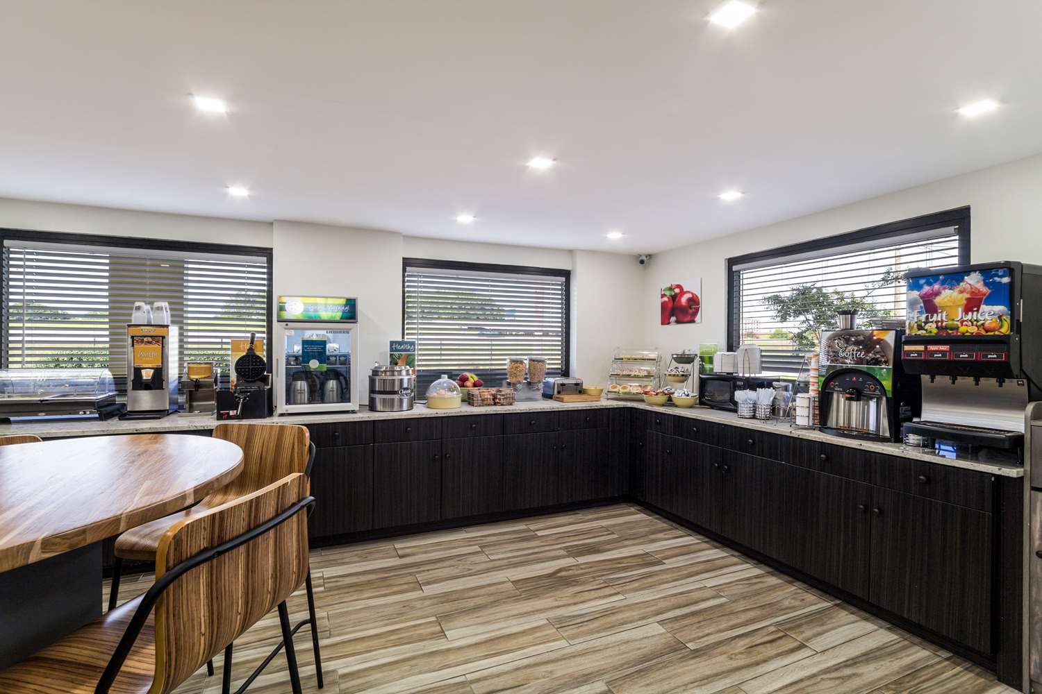 Quality Inn Coliseum North Charleston, SC See Discounts