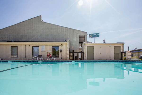 Pool - Quality Inn Gaffney - I-85, Exit 92