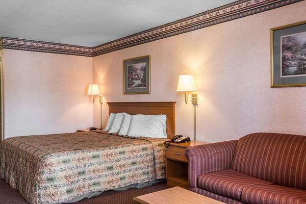  - Rodeway Inn Expo Center Spartanburg - I-26, Exit 17