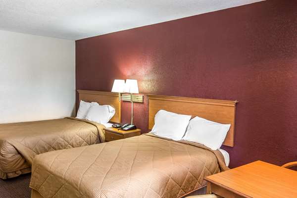  - Rodeway Inn Expo Center Spartanburg - I-26, Exit 17