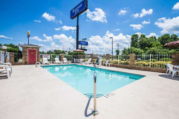 Pool - Rodeway Inn Expo Center Spartanburg - I-26, Exit 17
