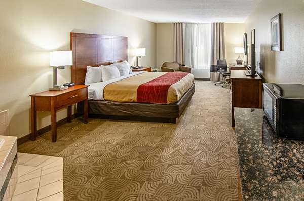  - Comfort Inn & Suites Santee - I-95, Exit 98