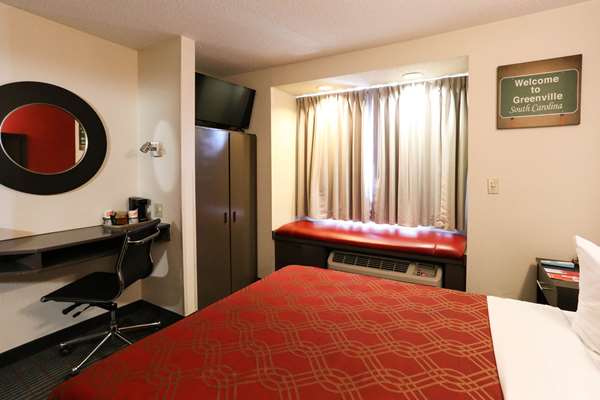  - Econo Lodge Inn & Suites Greenville - I-85, Exit 54
