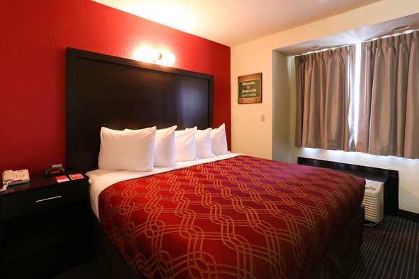  - Econo Lodge Inn & Suites Greenville - I-85, Exit 54