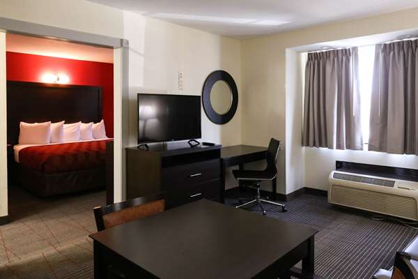  - Econo Lodge Inn & Suites Greenville - I-85, Exit 54