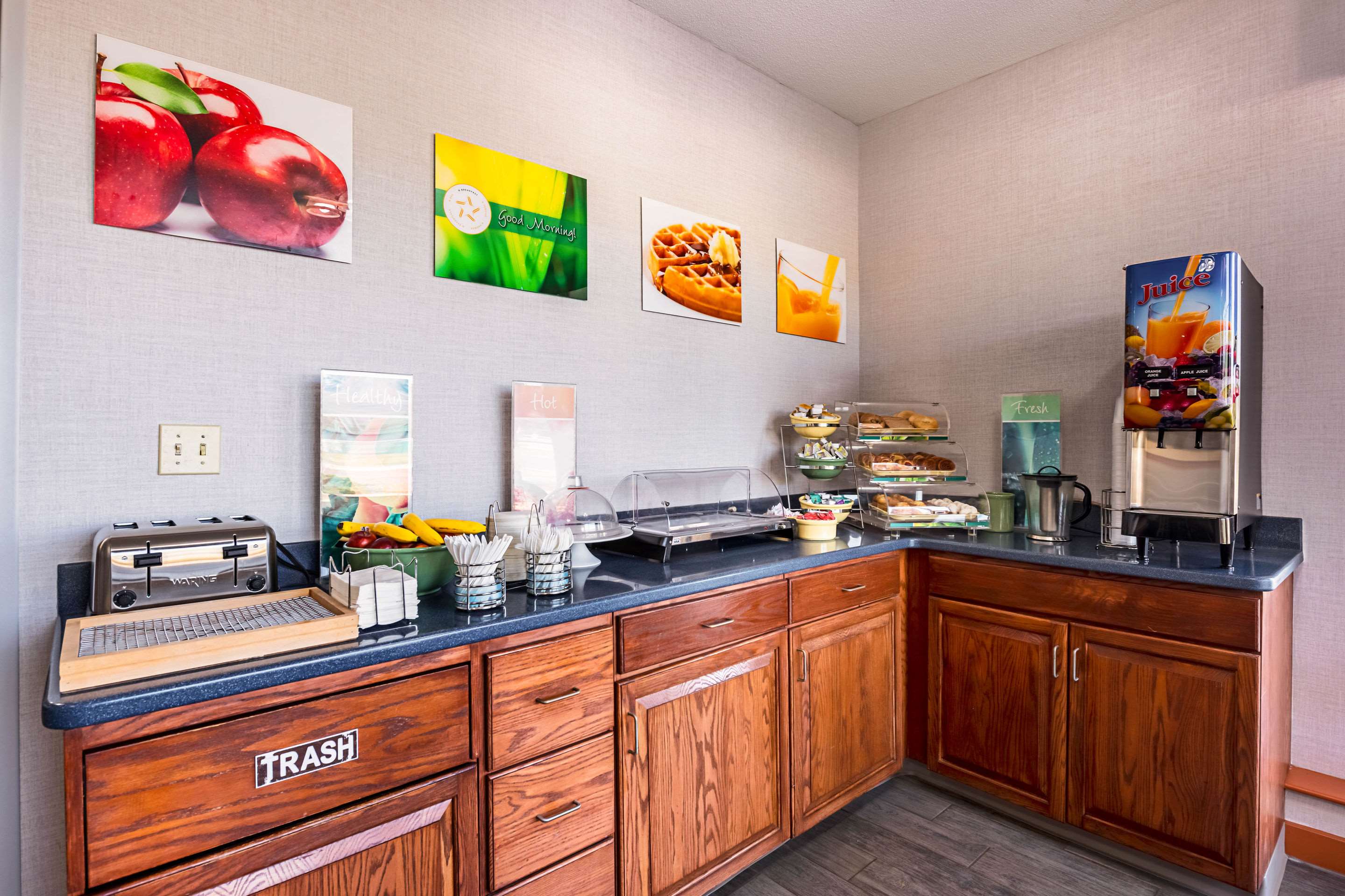 Breakfast counter