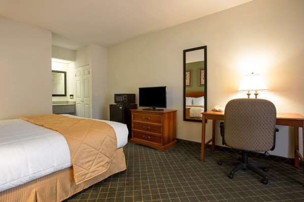  - Clarion Inn & Suites Whiskey Road Aiken