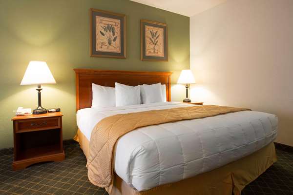  - Clarion Inn & Suites Whiskey Road Aiken