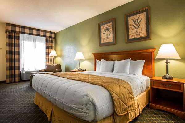  - Clarion Inn & Suites Whiskey Road Aiken