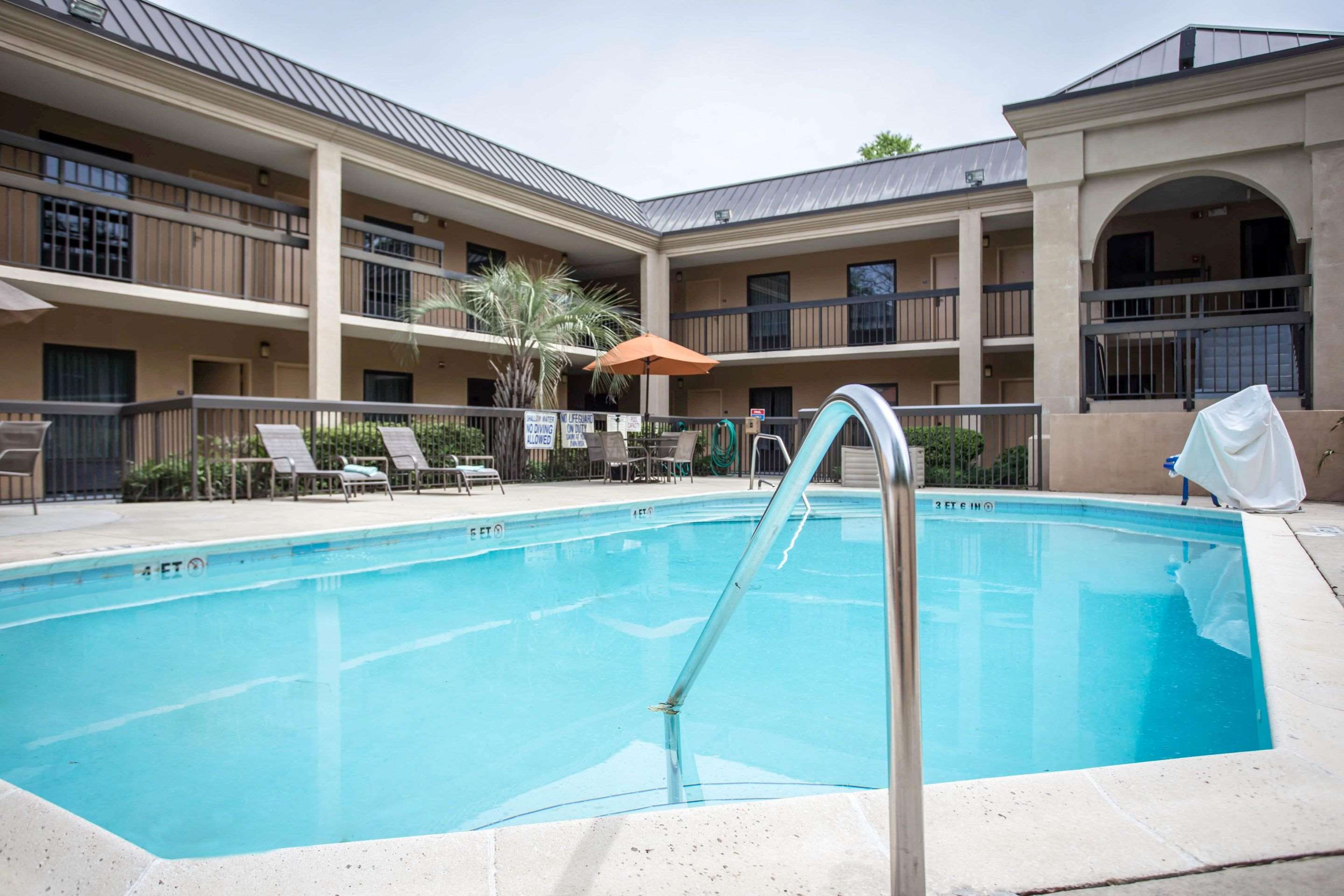 Outdoor pool | Clarion Inn & Suites Aiken
