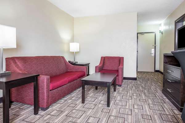  - Clarion Hotel Fort Mill - I-77, Exit 90