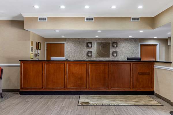  - Comfort Inn & Suites Orangeburg - I-26, Exit 145