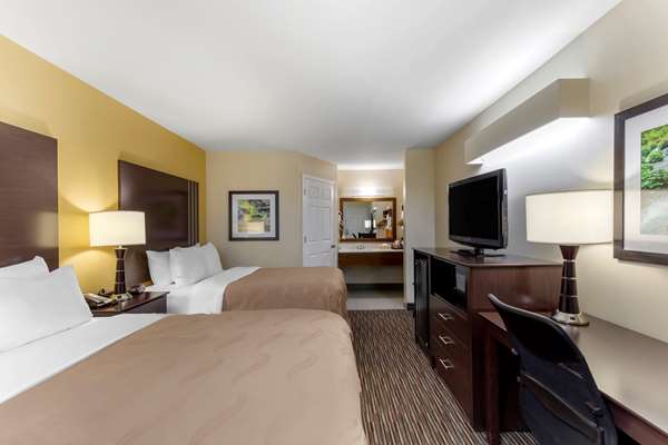  - Quality Inn Seneca