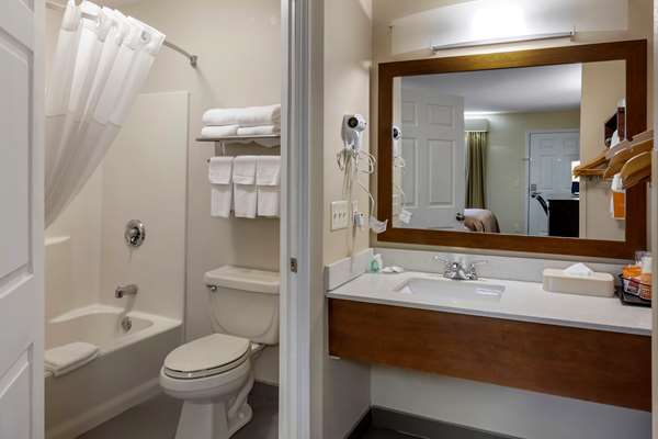  - Quality Inn Seneca