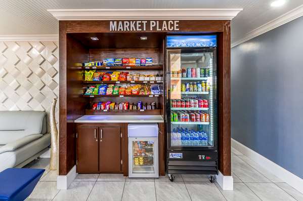  - Rodeway Inn North Charleston - I-26, Exit 209