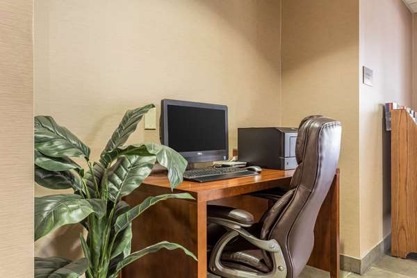 Conference Area - Quality Inn Summerville - I-26, Exit 199A