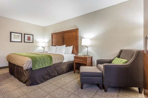  - Quality Inn Summerville - I-26, Exit 199A