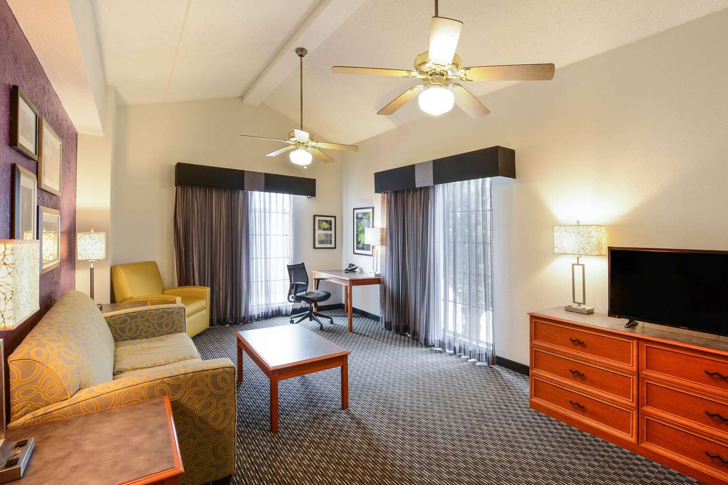 Quality Inn & Suites North Charleston I26, Exit 209, SC See Discounts