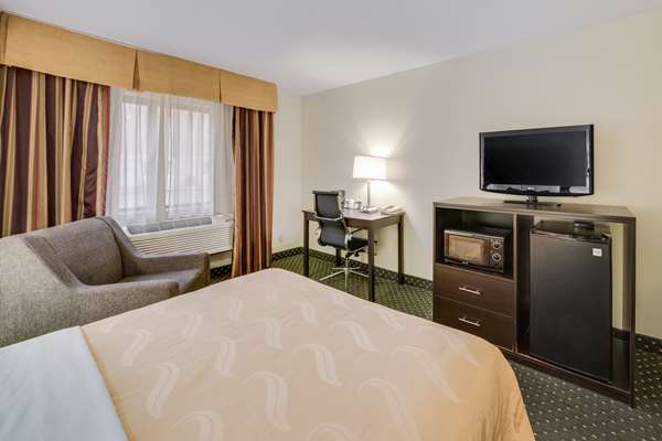  - Quality Inn & Suites South Sioux Falls - I-29, Exit 77