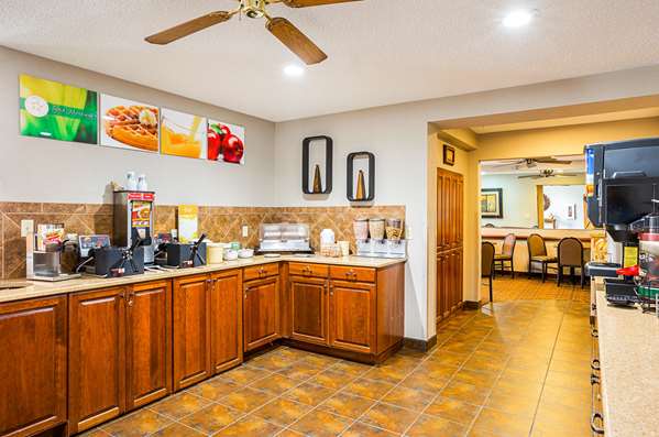 Amenities - Quality Inn Mitchell