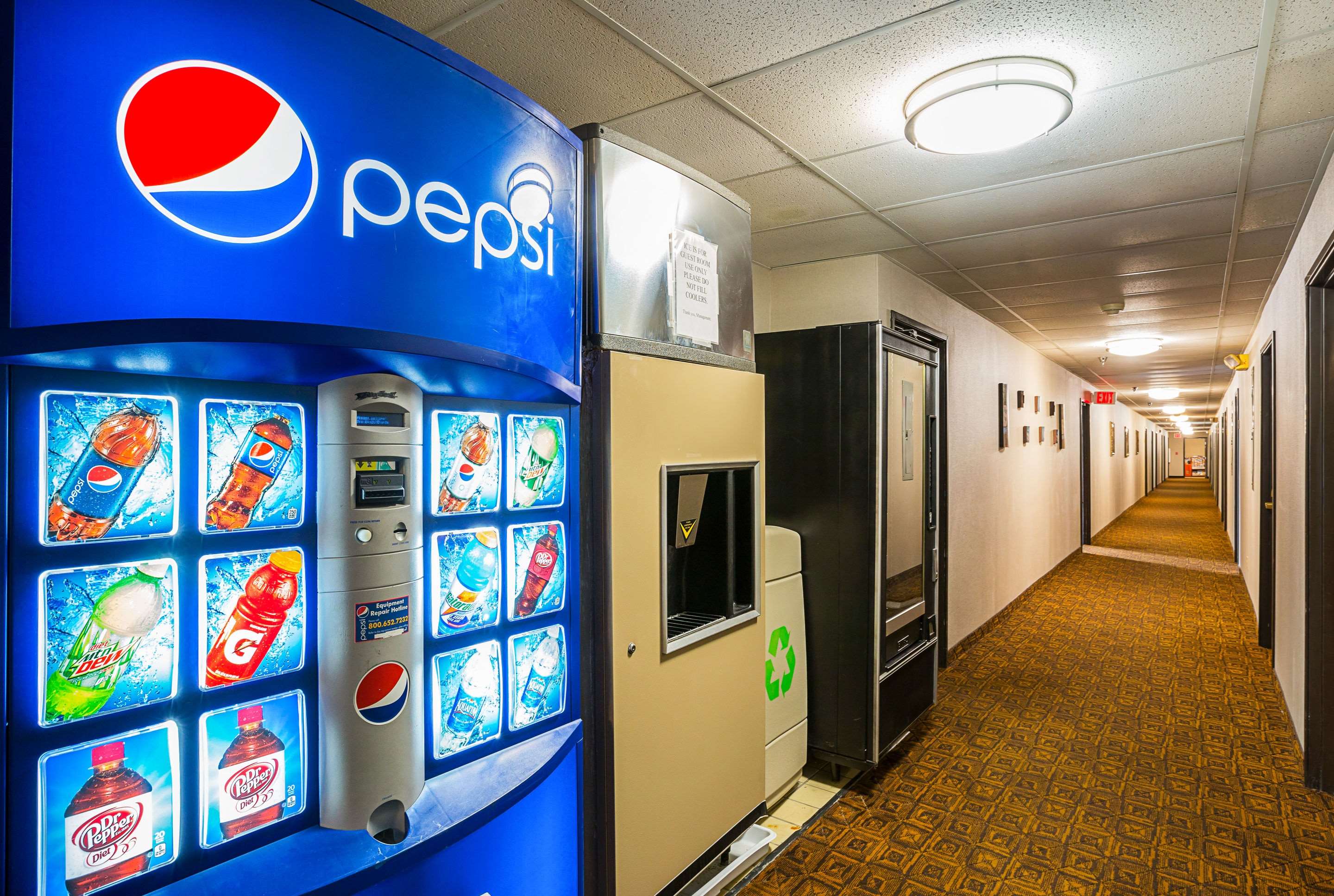 Hotel vending area | Quality Inn Mitchell