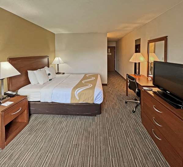  - Quality Inn Mitchell