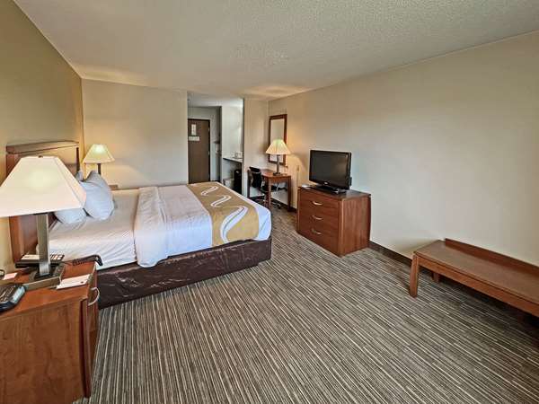  - Quality Inn Mitchell
