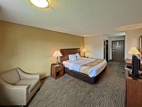  - Quality Inn Mitchell
