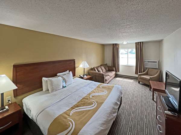  - Quality Inn Mitchell
