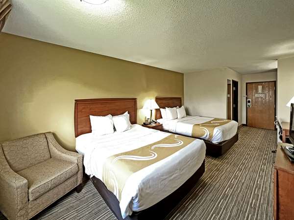  - Quality Inn Mitchell