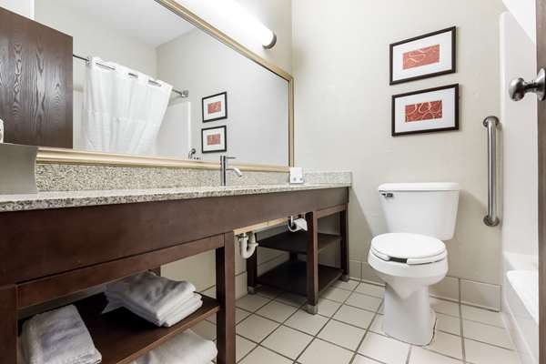  - Comfort Suites Sioux Falls - I-29, Exit 77