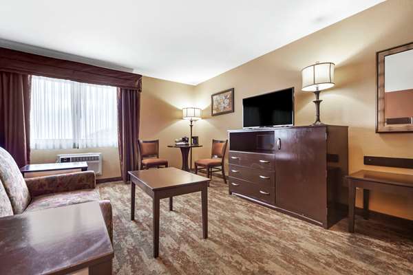 Suite - Econo Lodge Rapid City - I-90, Exit 59