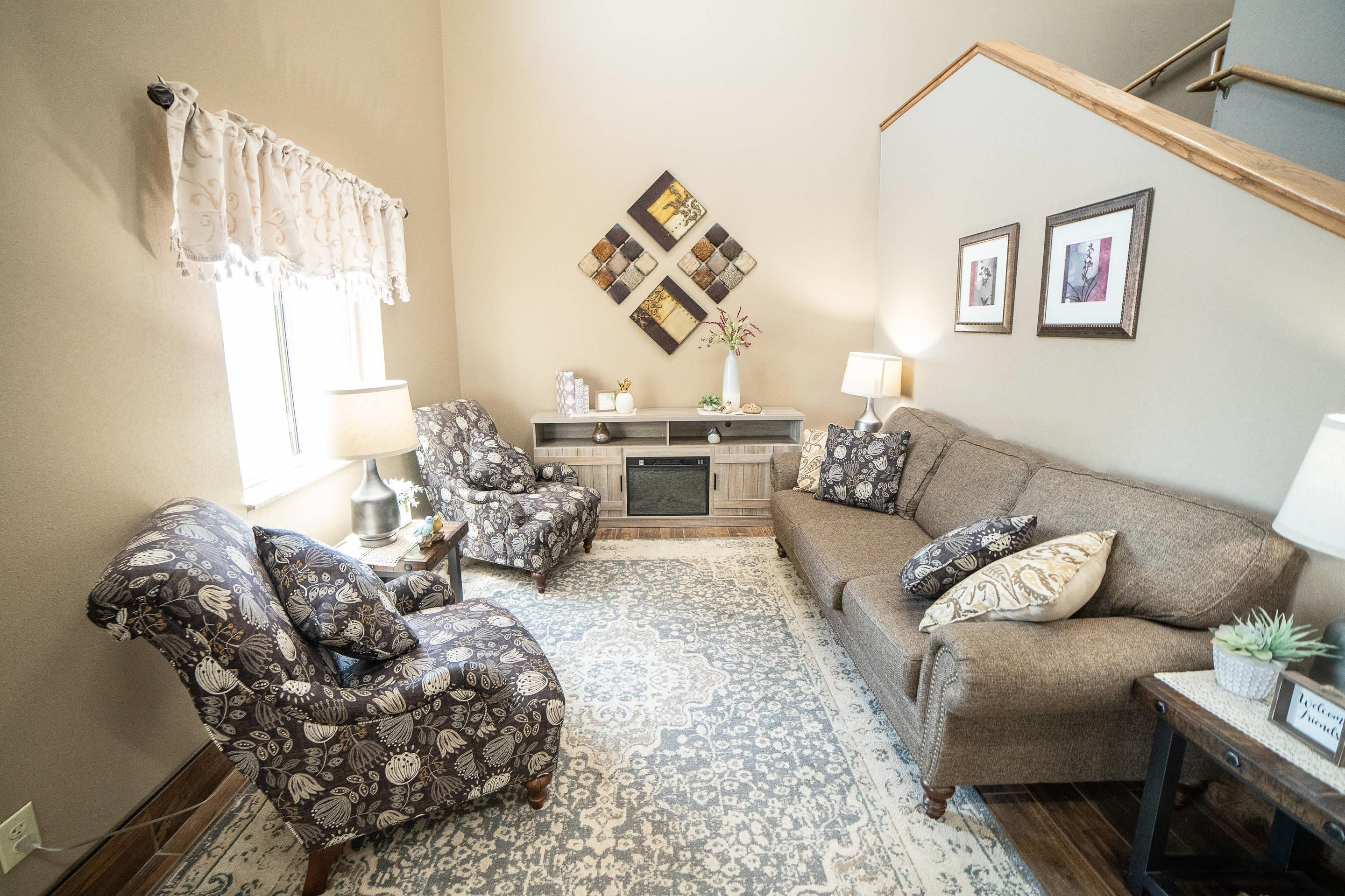 Hotel lobby | Quality Inn & Suites Watertown