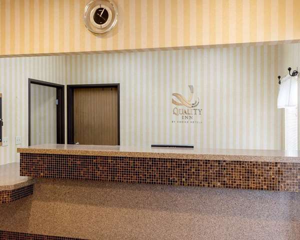  - Quality Inn Brookings - I-29, Exit 132