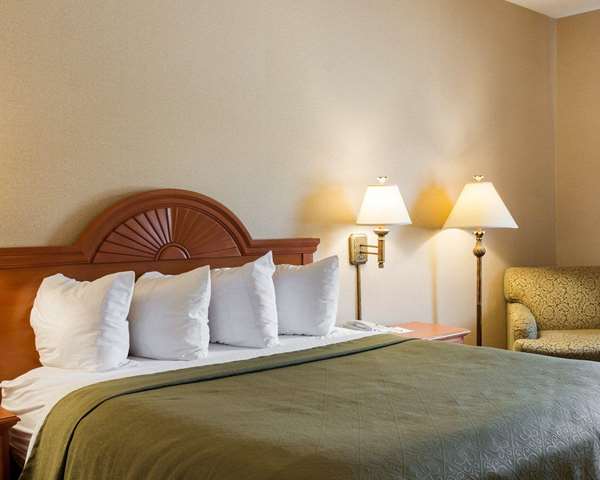  - Quality Inn Brookings - I-29, Exit 132