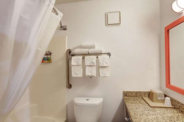 Suite - Quality Inn Pierre