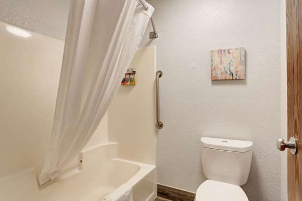 Suite - Quality Inn Pierre