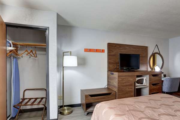  - Quality Inn Pierre