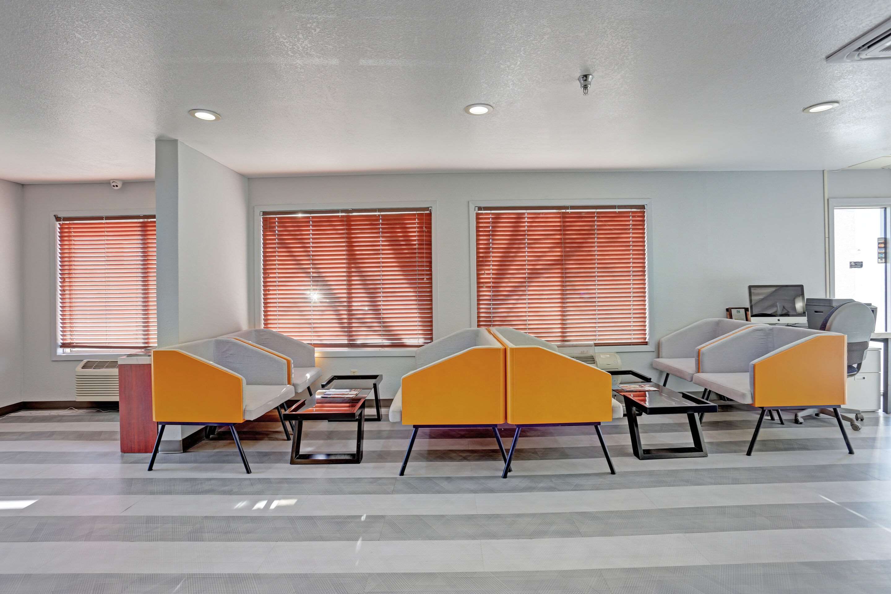 Lobby with sitting area