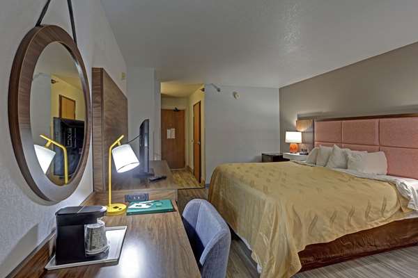  - Quality Inn Pierre