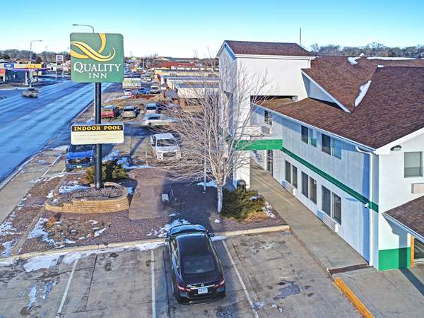 Exterior view - Quality Inn Pierre