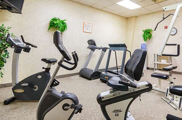 Fitness/ Exercise Room - Quality Inn Rosebud Casino Mission