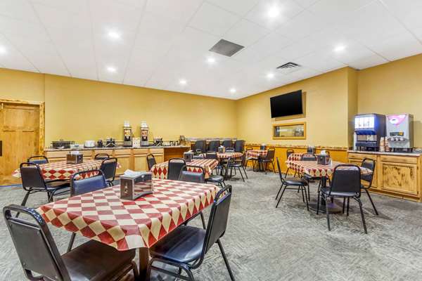 Amenities - Econo Lodge Inn & Suites Brookings - I-29, Exit 132